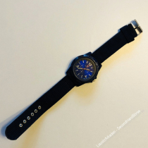 Herrenuhr mit Gewebearmband