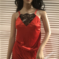 Satin Pyjama mit Spitzeneinsatz am Ausschnitt - Größe : M