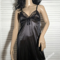 Kurzes Nachthemd mit kleinem V-Ausschnitt - Größe : M